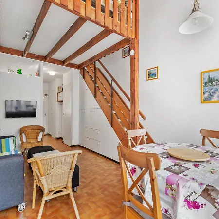 1 Bedroom Home For 4 Agde